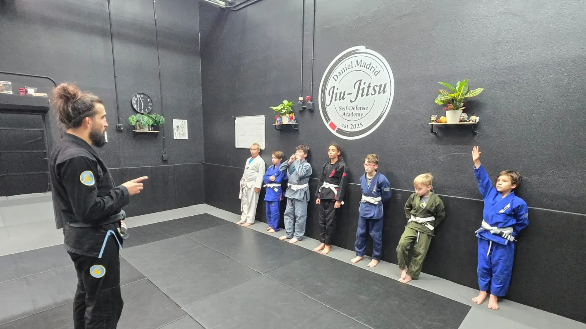 Coaching at Madrid Jiu Jitsu & Self-Defense
